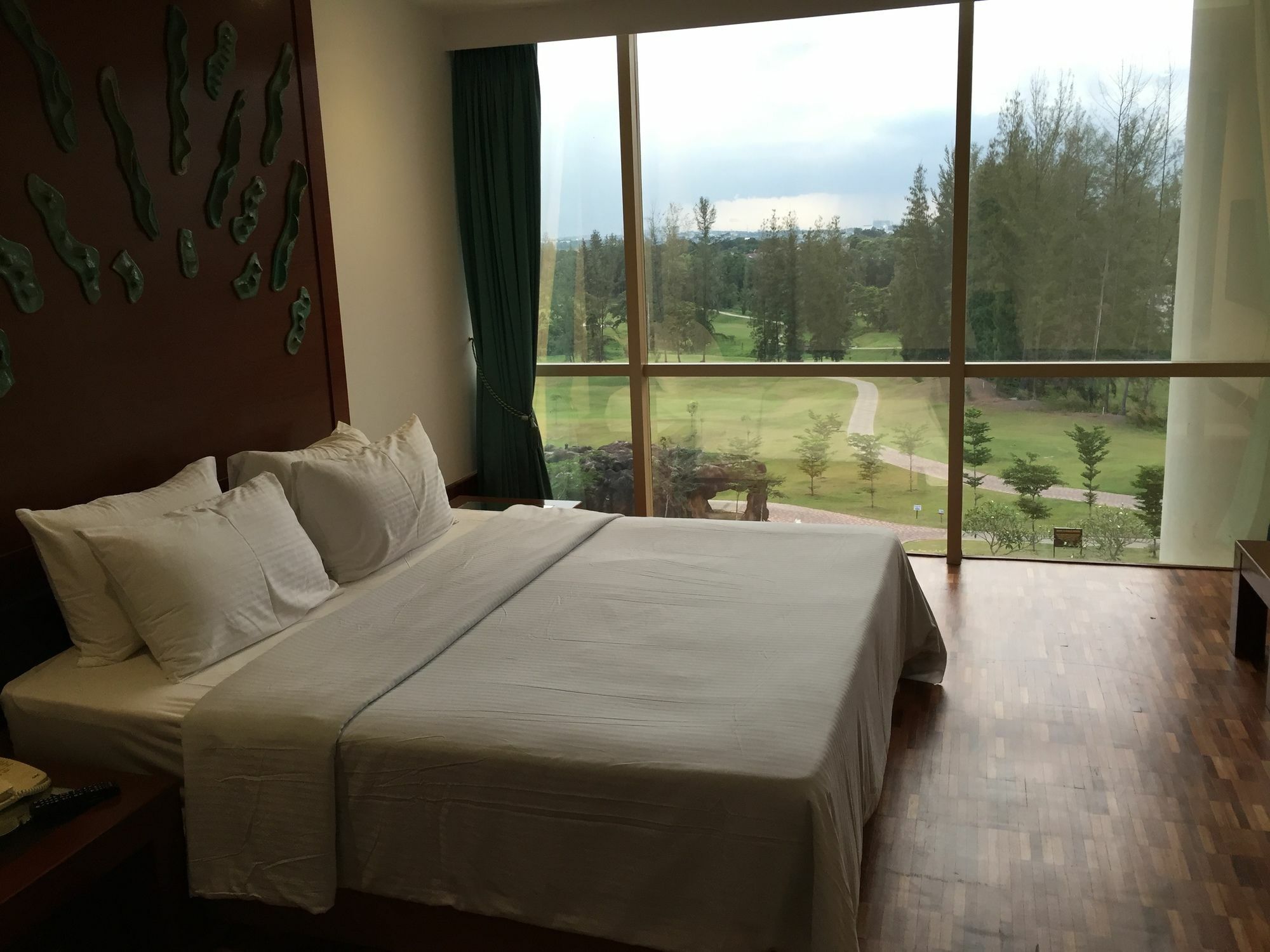 Austin Heights Golf & Hotel Resort Johor Bahru Exteriör bild
