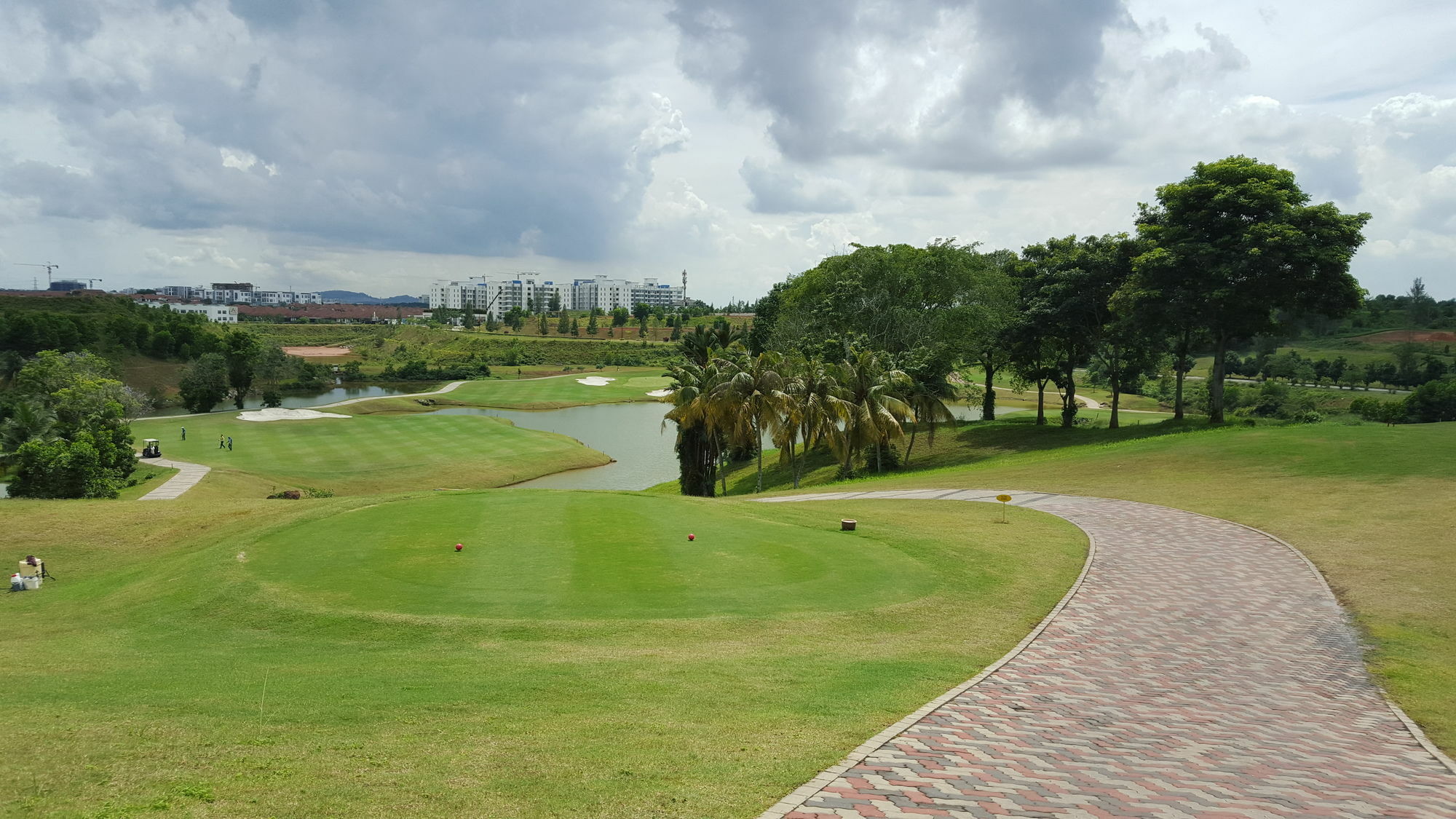Austin Heights Golf & Hotel Resort Johor Bahru Exteriör bild